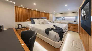 Thumbnail von Riviera Motor Yacht Open 78