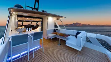 Thumbnail von Riviera Motor Yacht Open 78