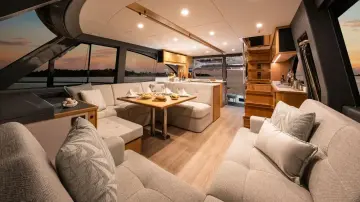 Thumbnail von Riviera Sports Motor Yacht 58
