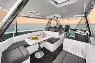 Thumbnail von Riviera Sports Motor Yacht 46