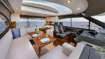 Thumbnail von Riviera Sport Yacht Platinum Edition 4600