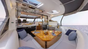 Thumbnail von Riviera Sport Yacht Platinum Edition 4600