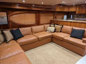 Thumbnail von Hatteras 68 Convertible Buzz
