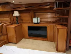 Thumbnail von Hatteras 68 Convertible Buzz