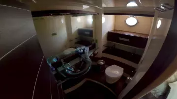 Thumbnail von Azimut 68 BOAT