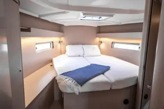 Thumbnail von Beneteau Oceanis 40.1