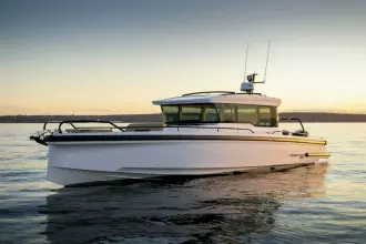 Axopar 37 XC Cross Cabin