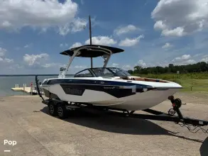 Malibu Wakesetter 23 LSV