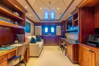 Thumbnail von Trinity Yachts Motor Yacht UNBRIDLED