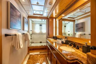 Thumbnail von Trinity Yachts Motor Yacht UNBRIDLED