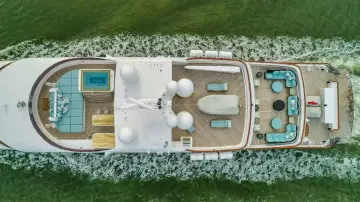 Thumbnail von Trinity Yachts Motor Yacht UNBRIDLED