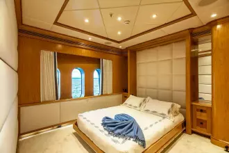 Thumbnail von Trinity Yachts Motor Yacht UNBRIDLED