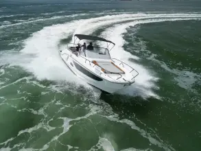 Beneteau Flyer 9 Sundeck FOC delivery in UK