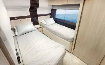 Thumbnail von Galeon 680 FLY