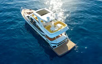 Thumbnail von Galeon 680 FLY