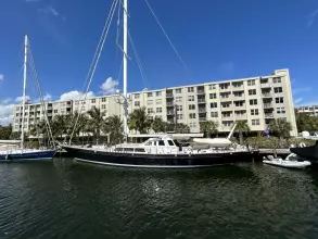 Palmer Johnson Cruising Sloop Toto