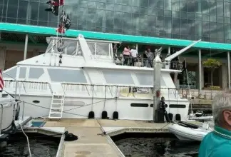 Thumbnail von Viking 63 Motor Yacht The Jobsite