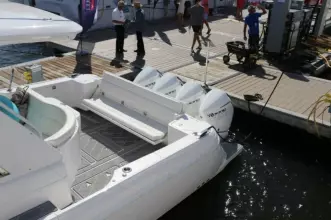 Thumbnail von Intrepid 475 Sport Yacht
