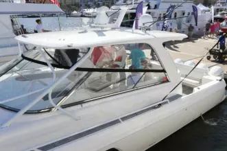 Thumbnail von Intrepid 475 Sport Yacht