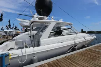 Thumbnail von Intrepid 475 Sport Yacht