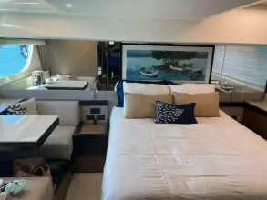 Thumbnail von Ferretti Yachts 550