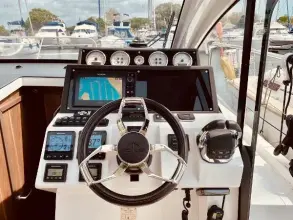 Thumbnail von Sealine C330 Open to Offers