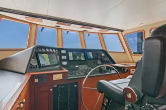 Thumbnail von Northern Marine 5700 Expedition Raven