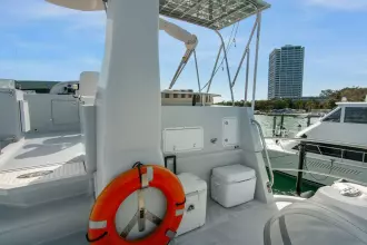 Thumbnail von Northern Marine 5700 Expedition Raven