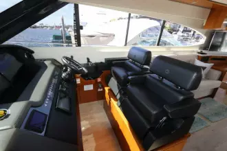 Thumbnail von Riviera 6000 Sport Yacht