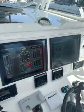 Thumbnail von Invincible 36 Open Fisherman