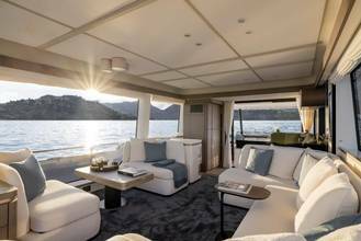 Thumbnail von Azimut 60 Magellano
