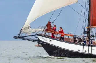Thumbnail von Tall Ship Three Masted Gaff Schooner