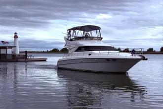 Thumbnail von Sea Ray 400 SEDAN BRIDGE