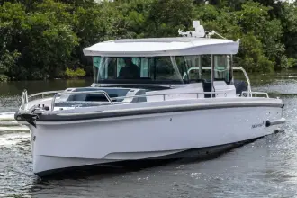 Thumbnail von Axopar 37 XC Cross Cabin