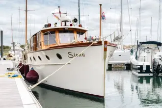 Thumbnail von Custom Penn-Jersey Commuter Motor Yacht SIENA