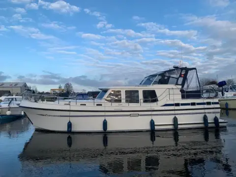 Pedro Levanto 44