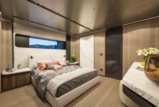 Thumbnail von Sirena 138 SIRENA 42M/01