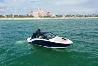 Thumbnail von Sea Ray 400 SEDAN BRIDGE