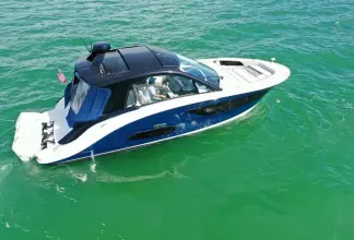 Thumbnail von Sea Ray 400 SEDAN BRIDGE