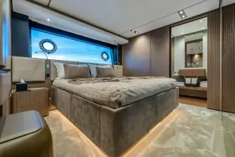 Thumbnail von Ferretti Yachts 1000 ISOTTA