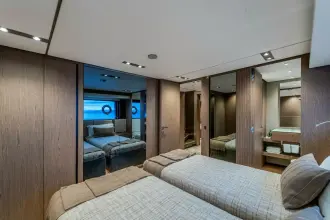 Thumbnail von Ferretti Yachts 1000 ISOTTA