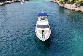 Thumbnail von Fairline Squadron 65