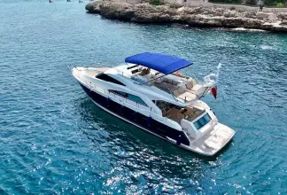 Thumbnail von Fairline Squadron 65