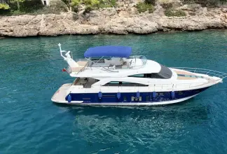Thumbnail von Fairline Squadron 65