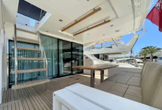 Thumbnail von Fairline Squadron 65