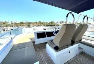 Thumbnail von Fairline Squadron 65