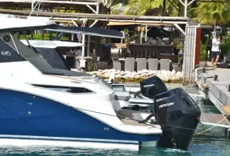 Thumbnail von Sea Ray 320 Sundancer Outboard