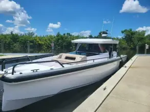 Axopar 37 XC Cross Cabin
