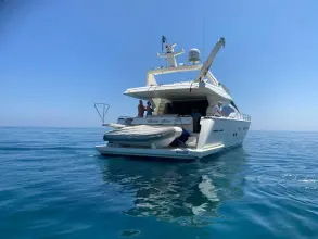 Thumbnail von Ferretti Yachts 68