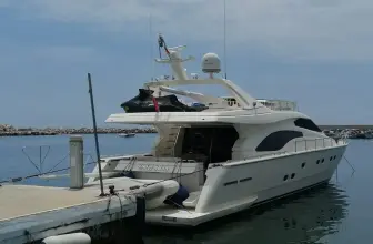 Thumbnail von Ferretti Yachts 68